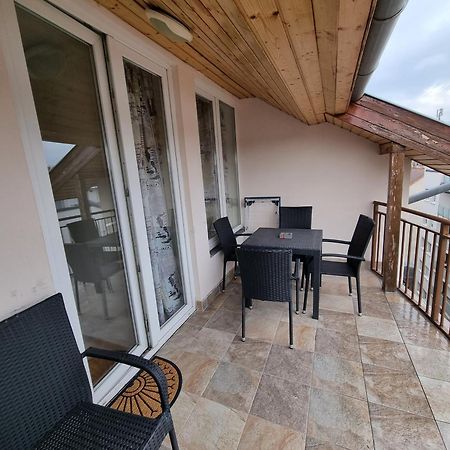 Merry&Car - Huge Balcony + Living Room + 2Br 布达佩斯 外观 照片